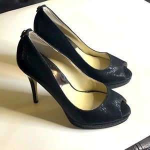 6 Michael Kors York Black Glitter Peeptoe Pumps